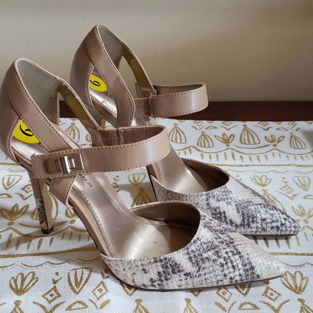 BCBG very stylish heels